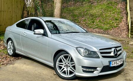 MERCEDES-BENZ C CLASS 220**AMG SPORT PLUS**XENONS-1FORMER OWNER-LOWMILES**OUTSTANDING EXAMPLE**