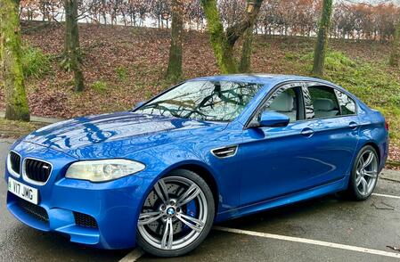 BMW M5 4.4 M5 (552)**ONLY 51K-HUD-8SVS-SUNROOF-HPICLEAR**BLISTERING PERFORMANCE,STUNNING INVESTMENT**